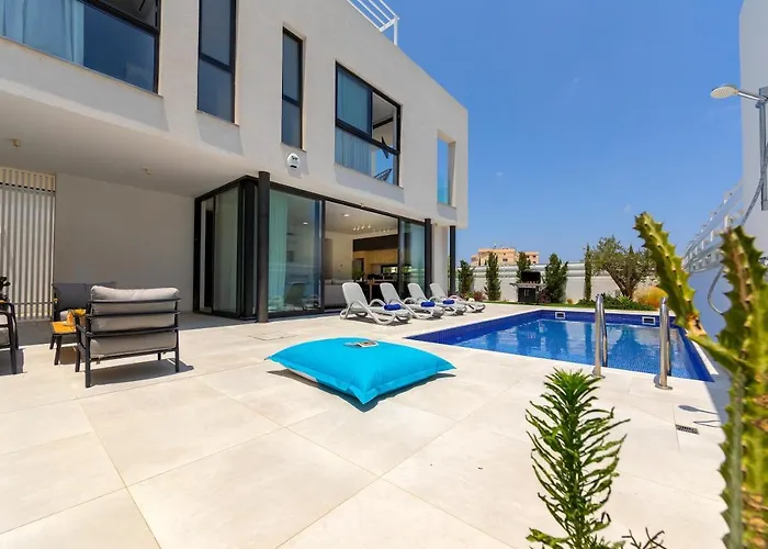 Protaras Almaria Villa 16